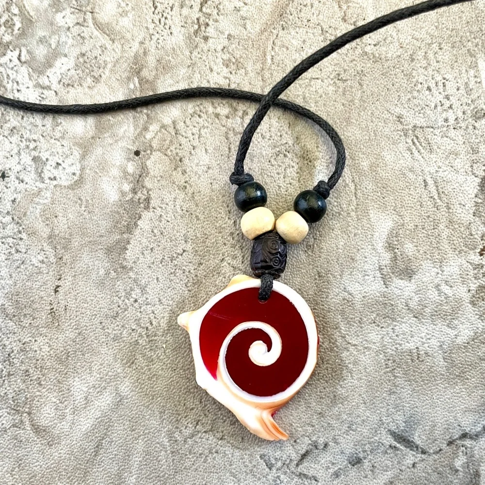 Shell Necklace - Picture 1 of 5